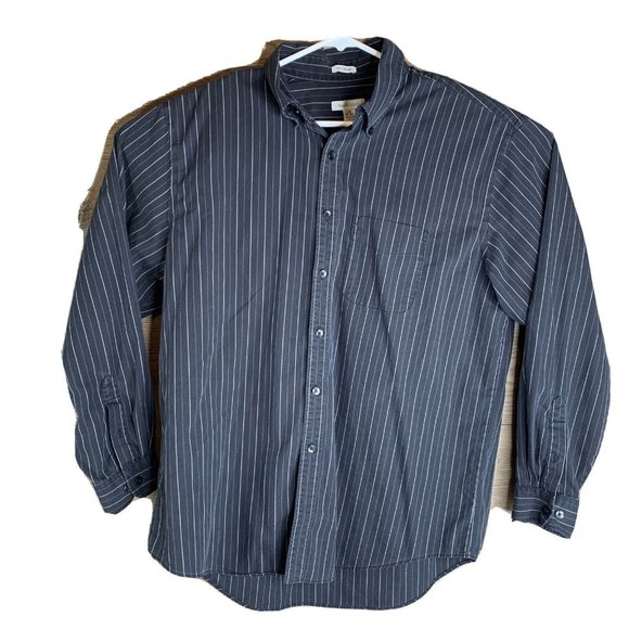 Van Heusen Other - Van Heusen No-Iron Mens Button-Down Shirt L 16-16.5 Long Sleeve Black w/Stripes